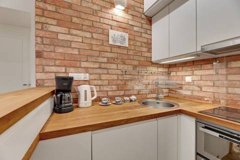 Blue Mandarin Apartments