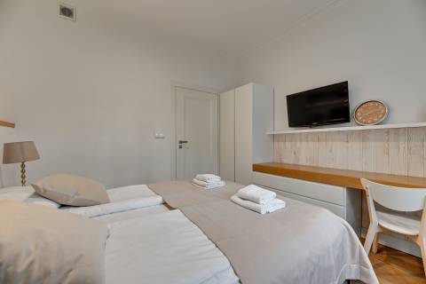 Blue Mandarin Apartments