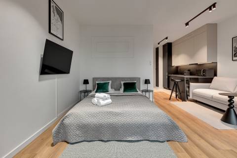 Blue Mandarin Apartments