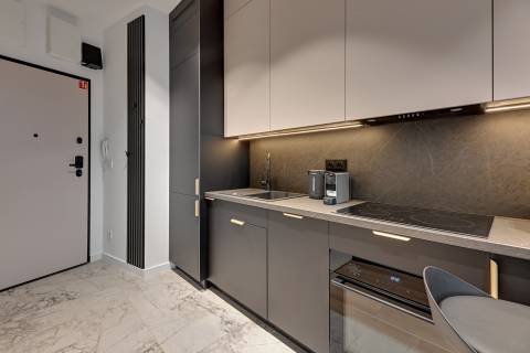 Blue Mandarin Apartments