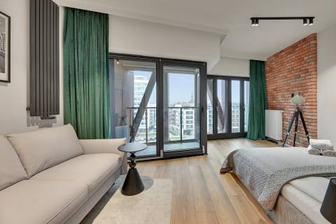 Blue Mandarin Apartments