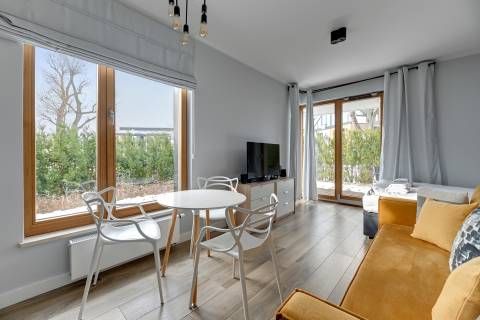 Blue Mandarin Apartments