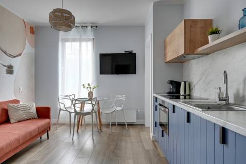 Blue Mandarin Apartments