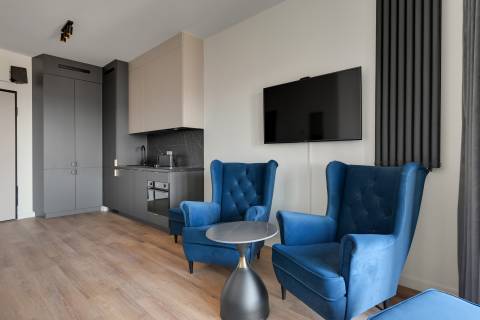 Blue Mandarin Apartments