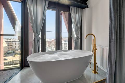 Blue Mandarin Apartments