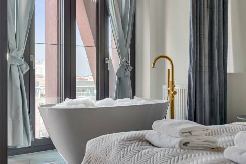 Blue Mandarin Apartments