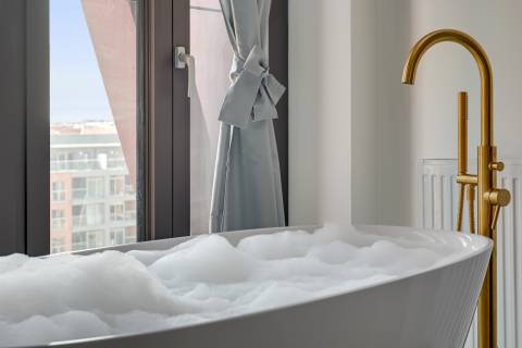 Blue Mandarin Apartments