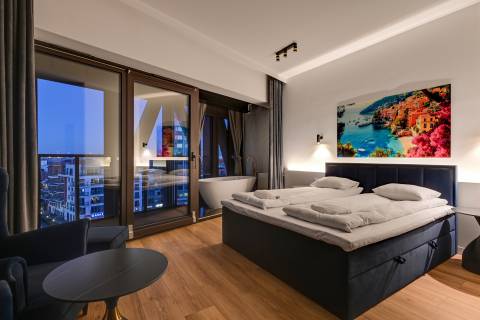 Blue Mandarin Apartments