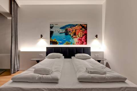 Blue Mandarin Apartments