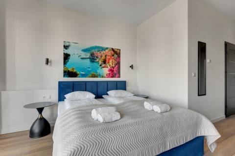 Blue Mandarin Apartments