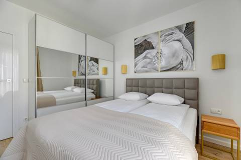 Blue Mandarin Apartments