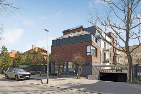 Blue Mandarin Apartments