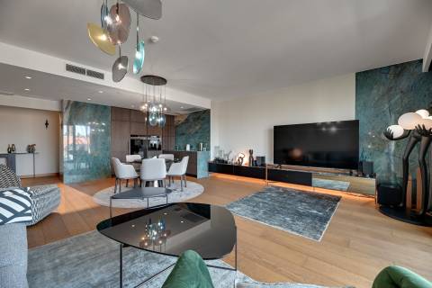 Blue Mandarin Apartments