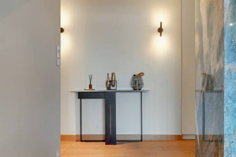 Blue Mandarin Apartments