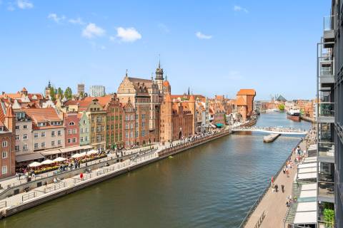 Blue Mandarin Apartments