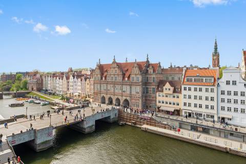 Blue Mandarin Apartments