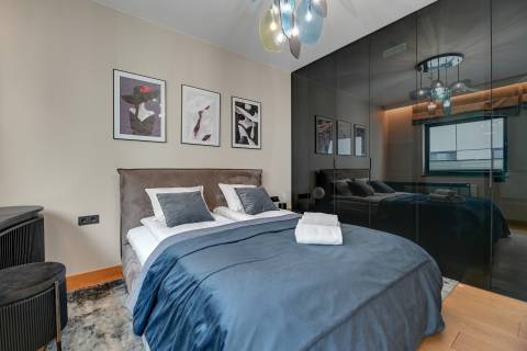 Blue Mandarin Apartments