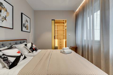 Blue Mandarin Apartments