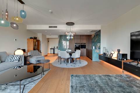 Blue Mandarin Apartments