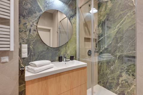 Blue Mandarin Apartments