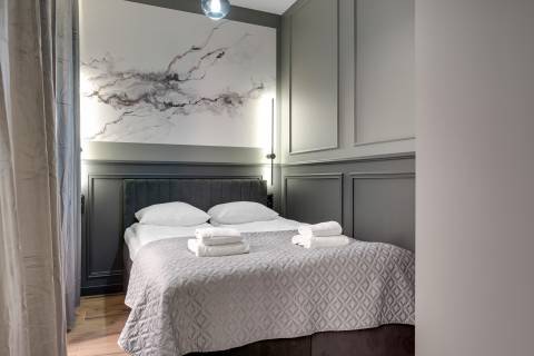 Blue Mandarin Apartments