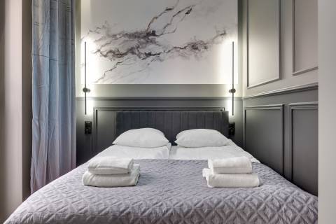 Blue Mandarin Apartments