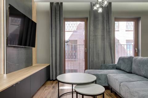 Blue Mandarin Apartments