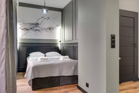 Blue Mandarin Apartments