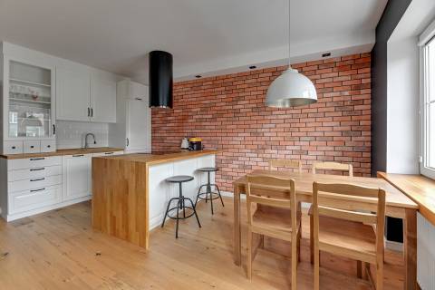 Blue Mandarin Apartments