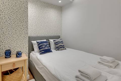 Blue Mandarin Apartments