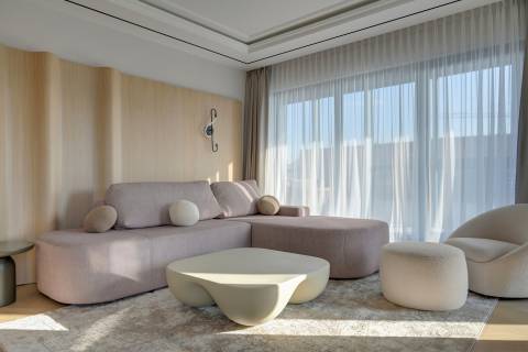 Blue Mandarin Apartments