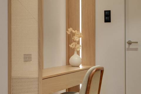 Blue Mandarin Apartments