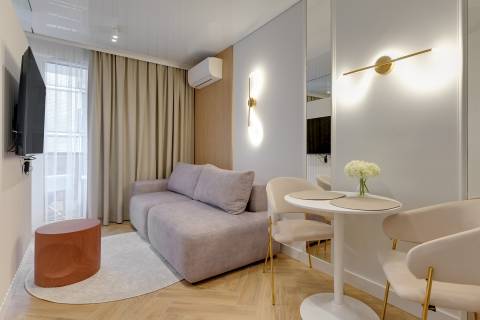 Blue Mandarin Apartments