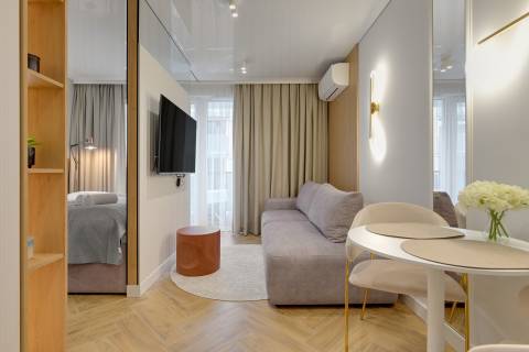 Blue Mandarin Apartments