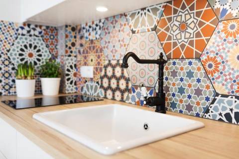 Blue Mandarin Apartments