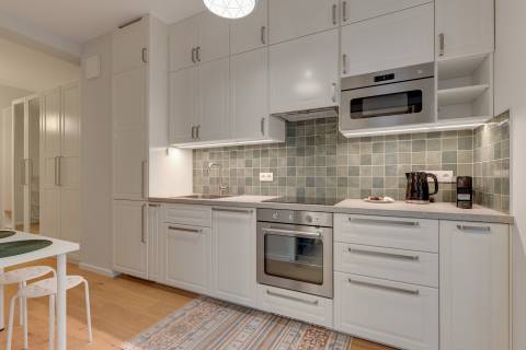 Blue Mandarin Apartments