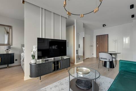 Blue Mandarin Apartments