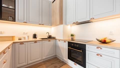 Blue Mandarin Apartments