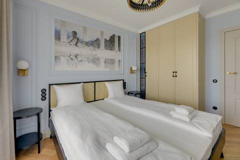 Blue Mandarin Apartments