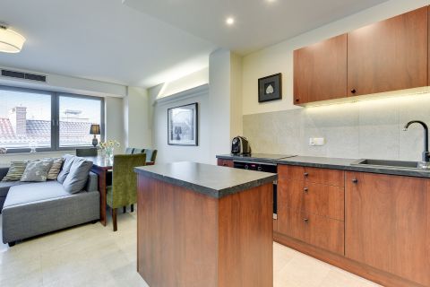 Blue Mandarin Apartments