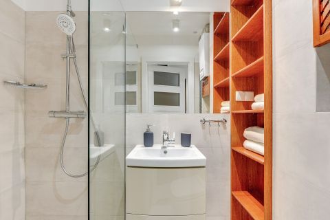 Blue Mandarin Apartments