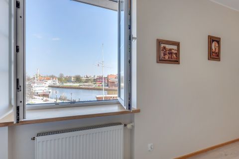 Blue Mandarin Apartments