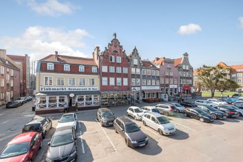 Blue Mandarin Apartments