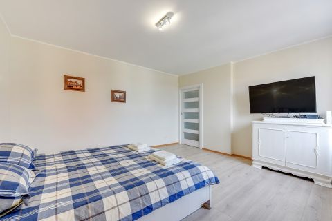 Blue Mandarin Apartments