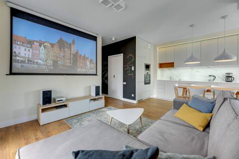 Blue Mandarin Riverside