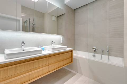 Blue Mandarin Riverside