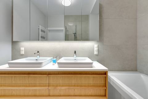 Blue Mandarin Riverside