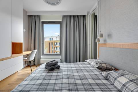 Blue Mandarin Riverside