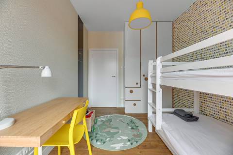 Blue Mandarin Riverside