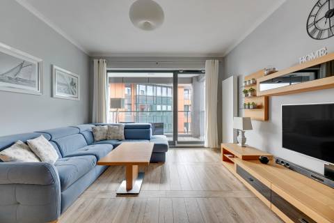 Blue Mandarin Riverside